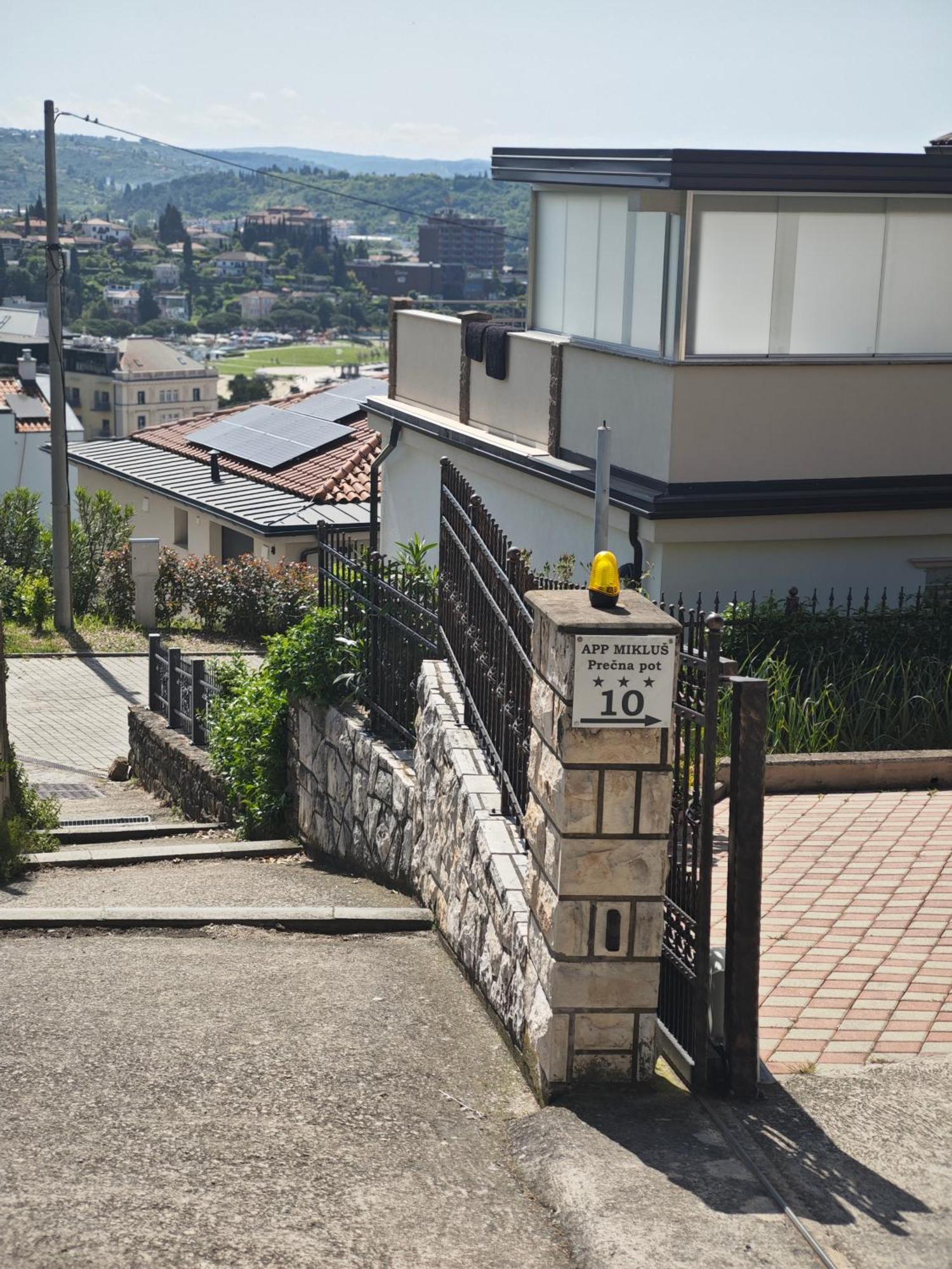 Apartments Miklus Portorož Exteriör bild